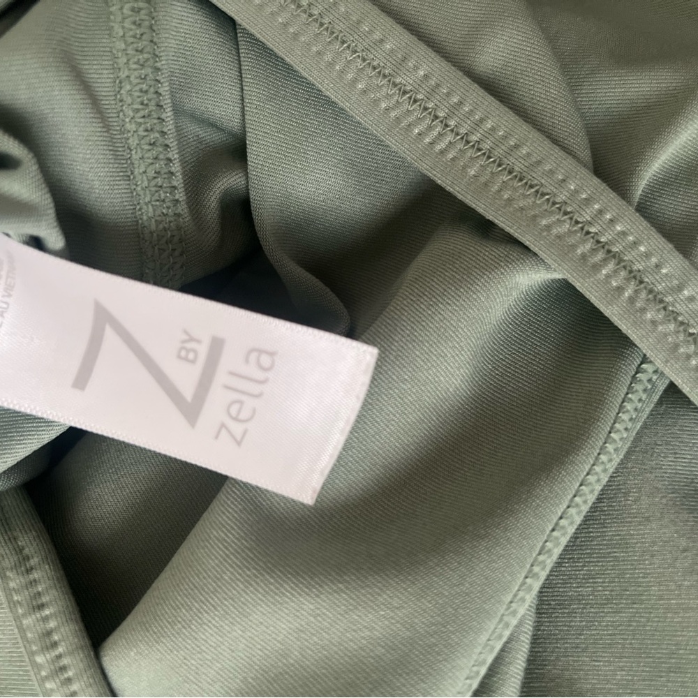 Green Workout Dress w/ shorts & pockets super soft excellent condition Sz XS - Picture 6 of 6